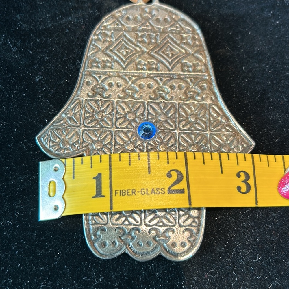 Silver Hamsa Amulet - Picture 3 of 4